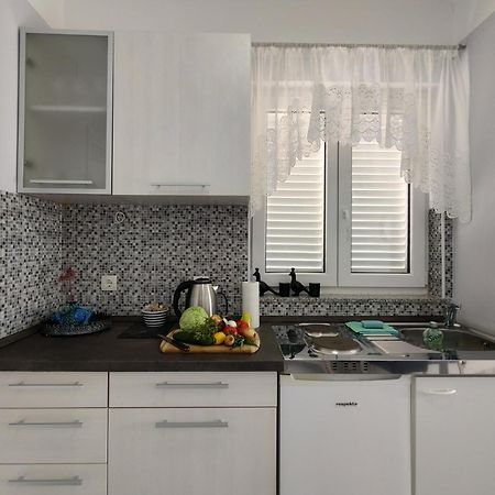 Villa Ines イェゼラ エクステリア 写真